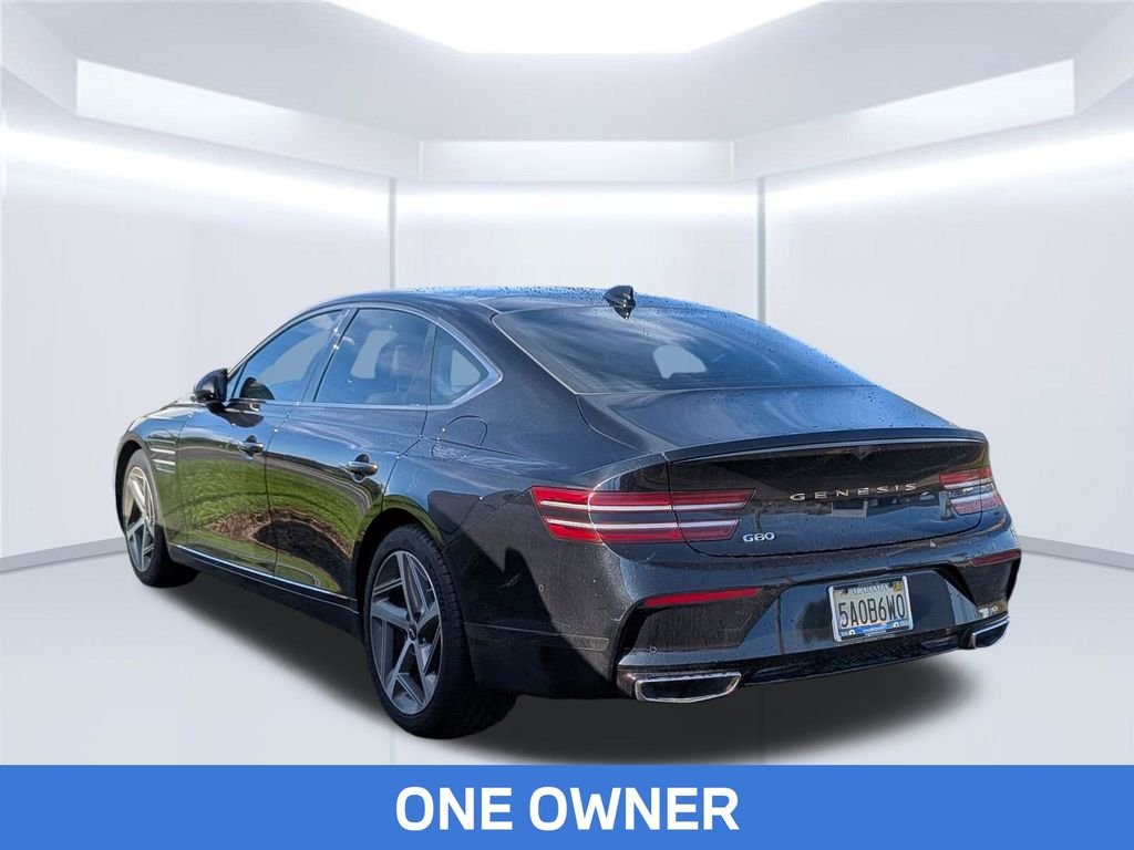 Used 2023 Black Genesis 2.5T image 2