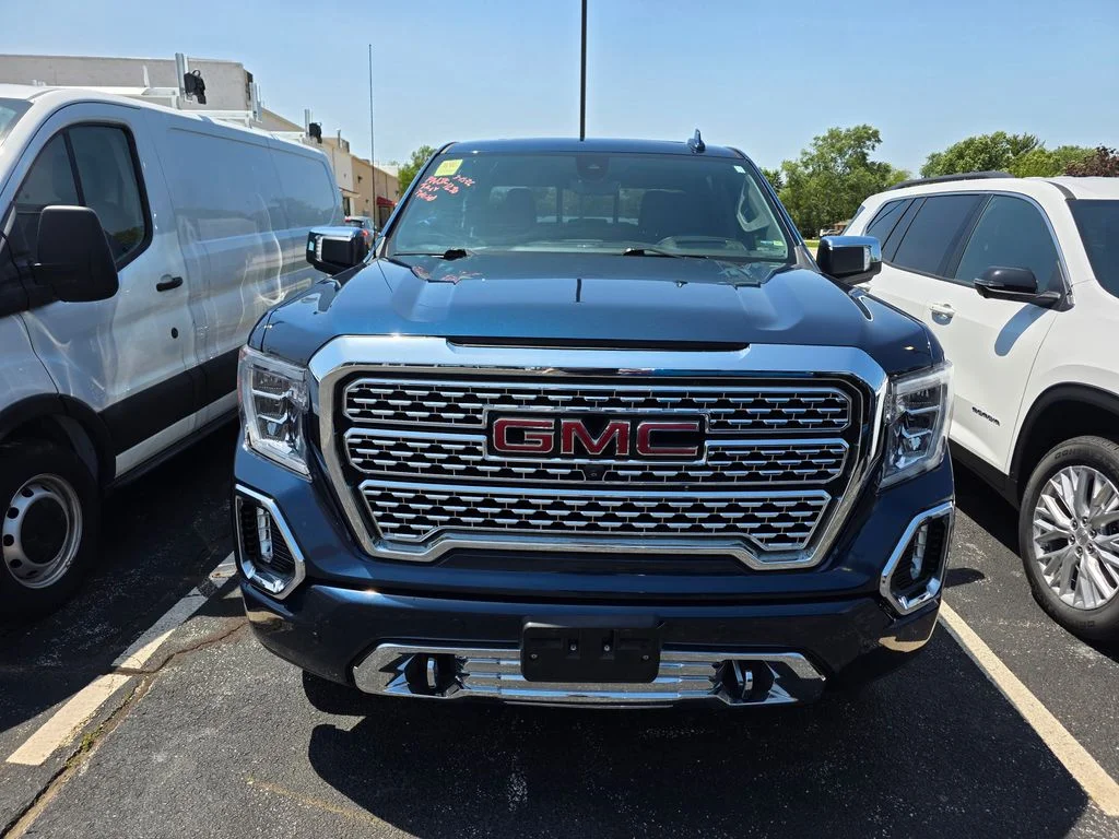 2021 GMC Sierra 4WD Crew Cab Short Box Denali's photo