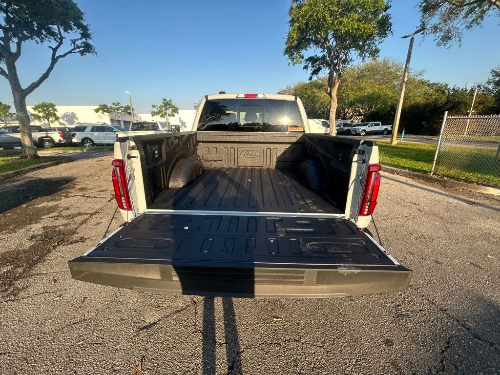 New 2026 Avalanche Ford Lariat image 32