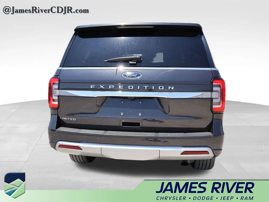 Used 2024 Gray Ford Limited image 13
