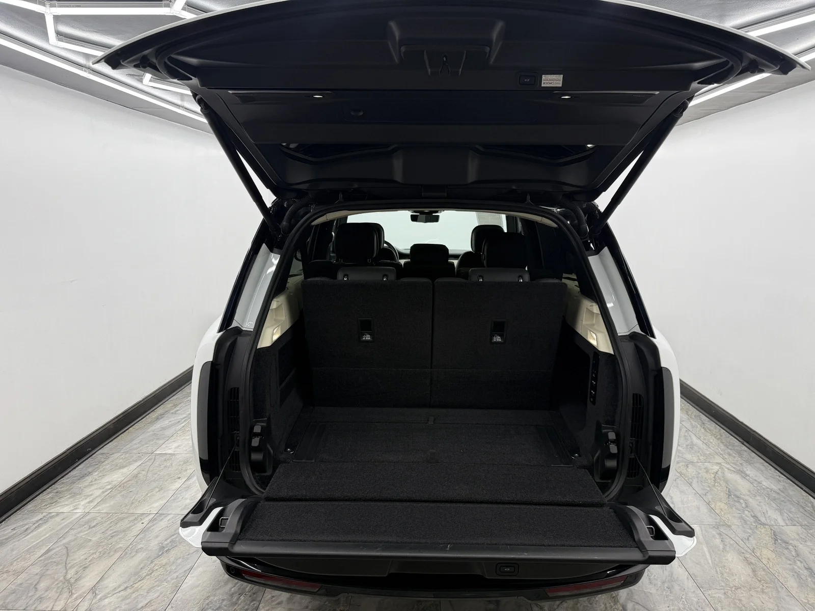 2022 Land Rover New Range Rover SE - Photo 6