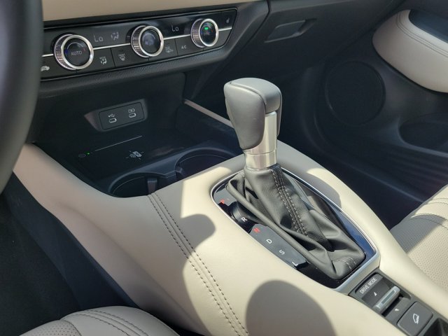 New 2027 Platinum White Pearl Honda EX-L image 17