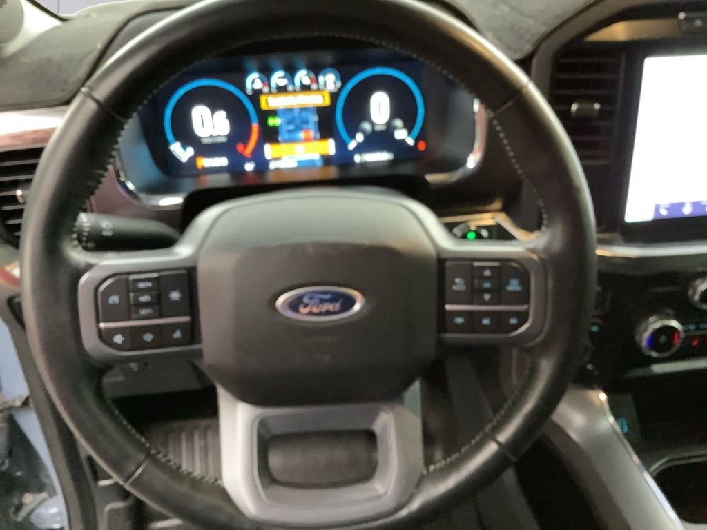 Used 2023 Gray Ford Lariat image 9