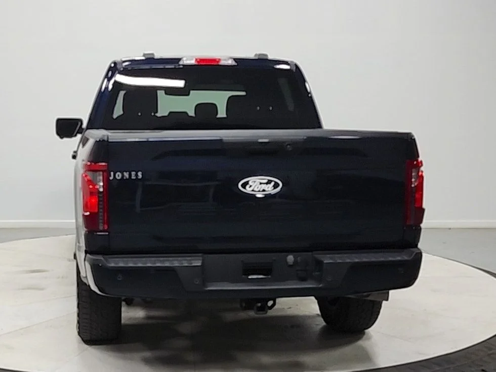 Used 2024  Ford XLT image 6