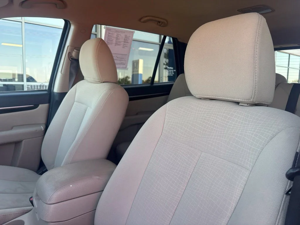 Used 2012 Blue Hyundai GLS image 11