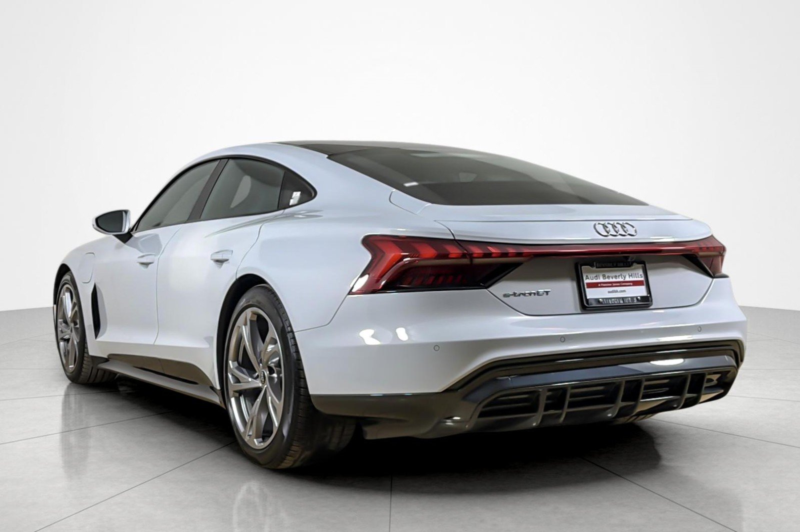 Used 2024 Suzuka Gray Metallic Audi Premium Plus quattro image 3