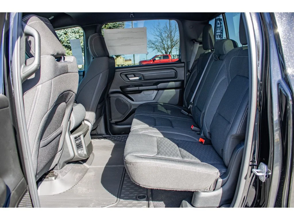 2026 RAM 1500 Warlock - Photo 35