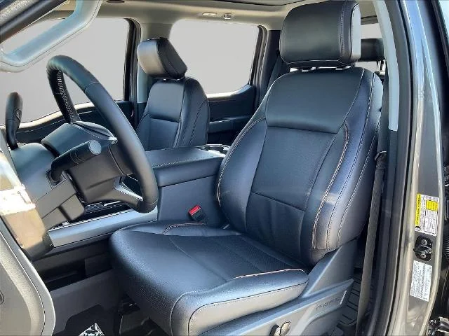 New 2027 Carbonized Gray Metallic Ford F-250® Lariat® image 72