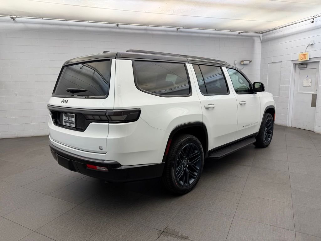 New 2026 Bright White Clear-Coat Exterior Paint Jeep 85th Anniversary Edition image 4