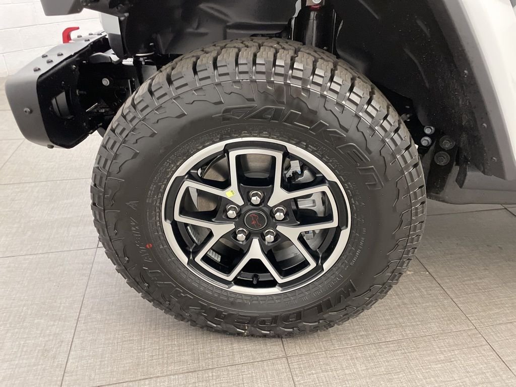 New 2026 Bright White Clearcoat Jeep Rubicon X image 8