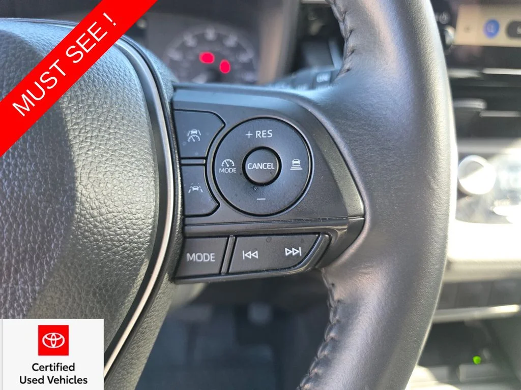Used 2025 Silver Toyota Hybrid SE image 31