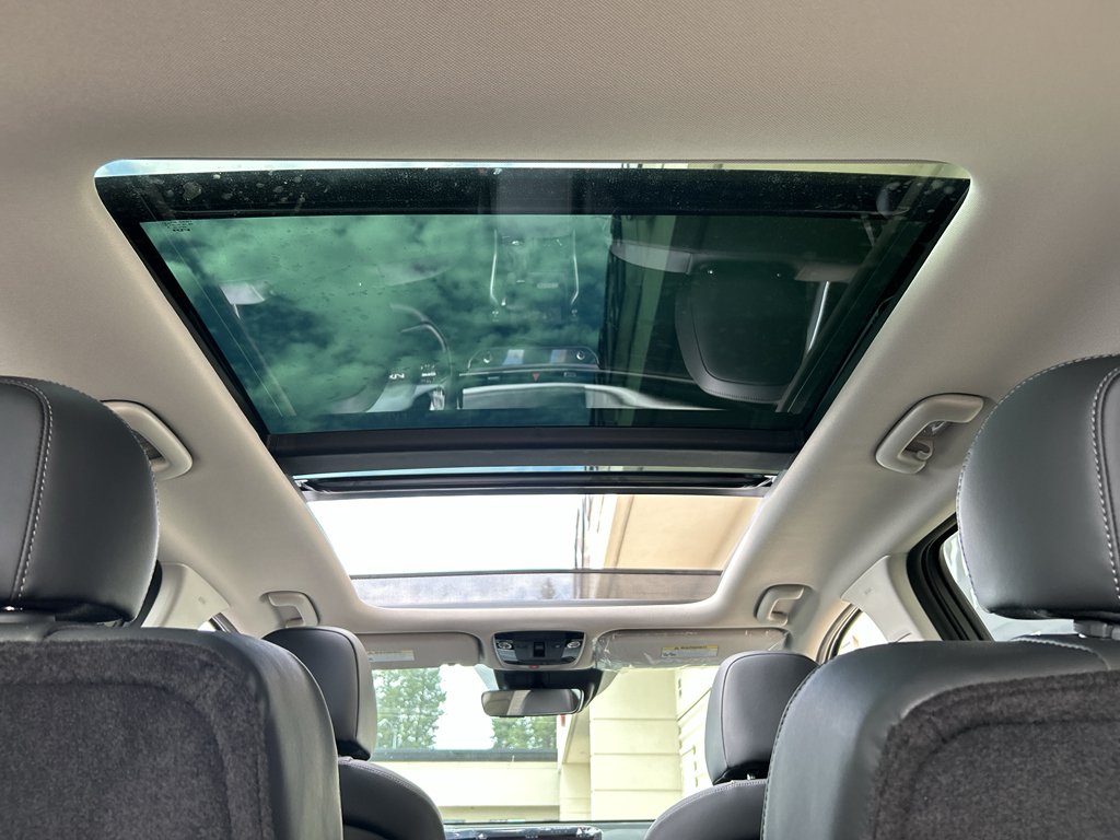 New 2026 Jungle Green Kia X-Line EX AWD image 14