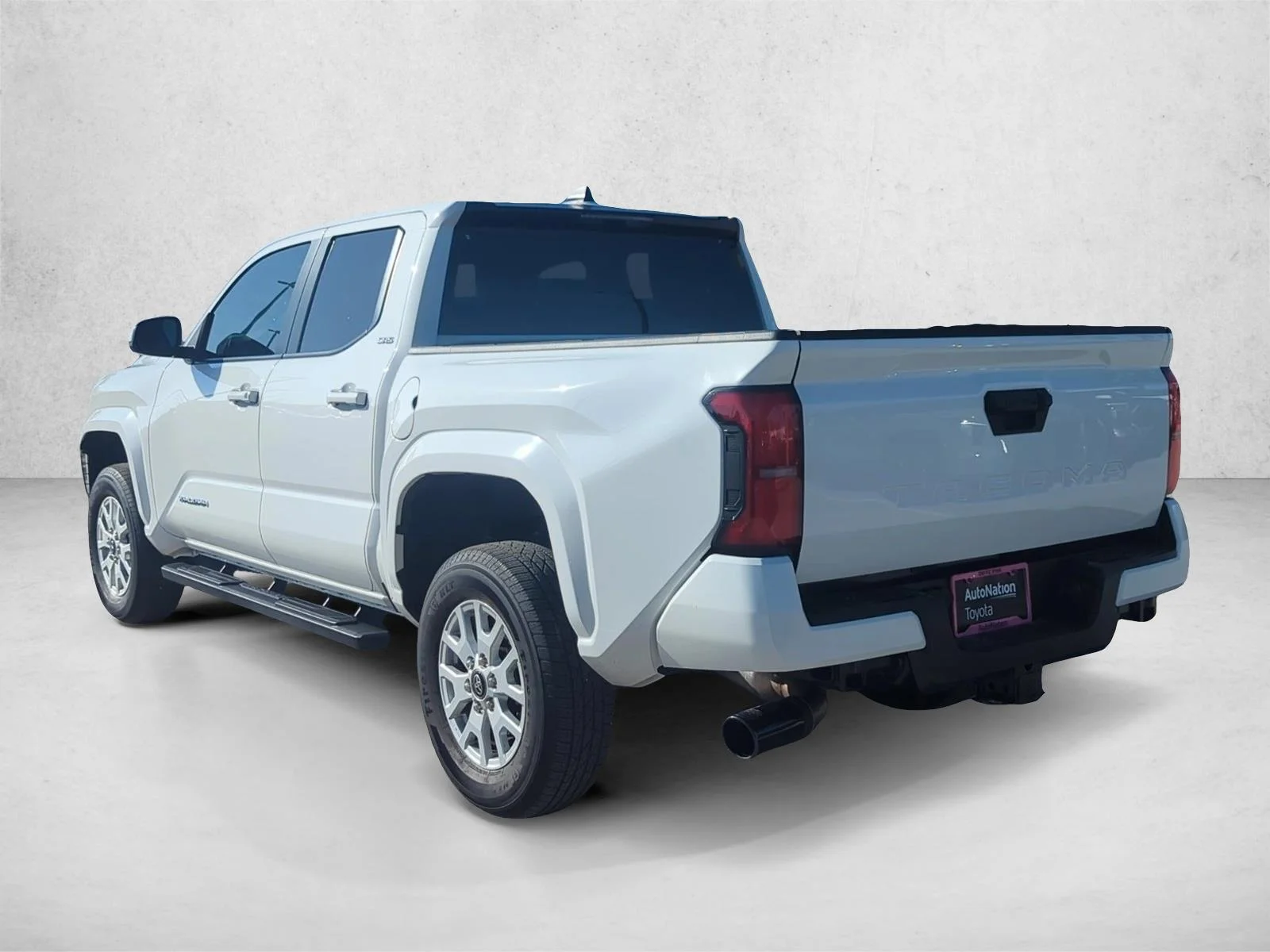 Used 2024 Ice Cap Toyota SR5 image 7