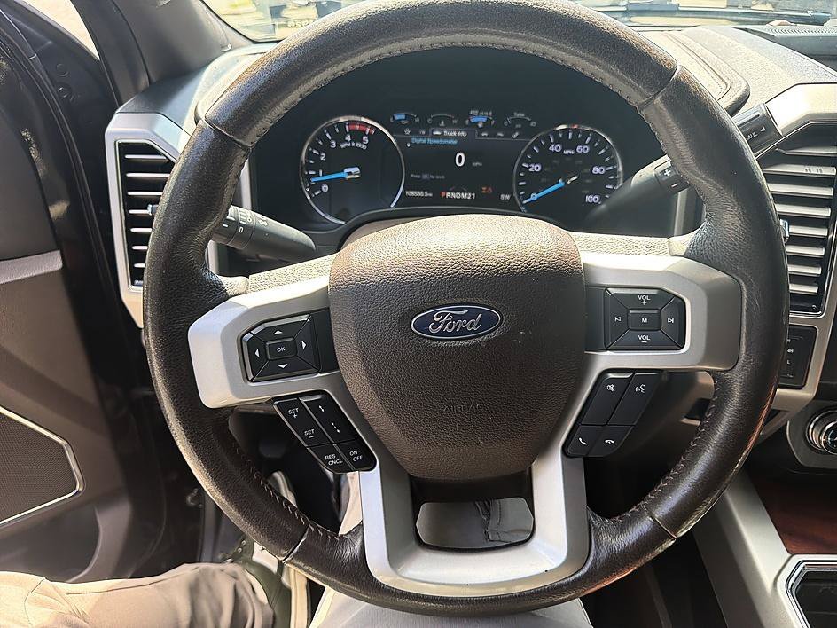 Used 2019 Black Metallic Ford King Ranch image 14