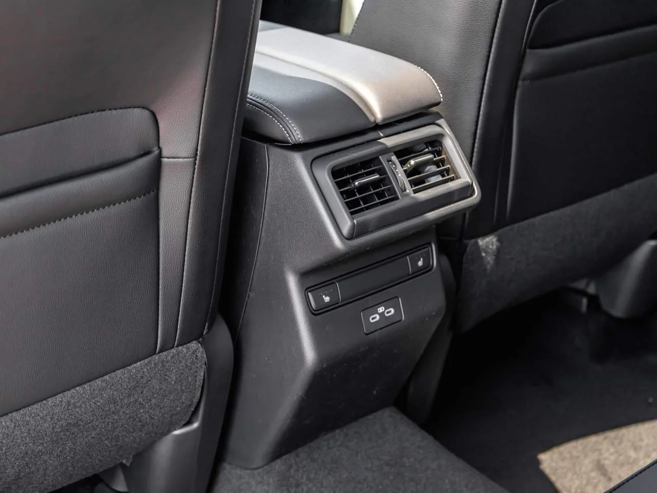 New 2026 Machine Gray Metallic Mazda 2.5 S Premium Plus AWD image 22