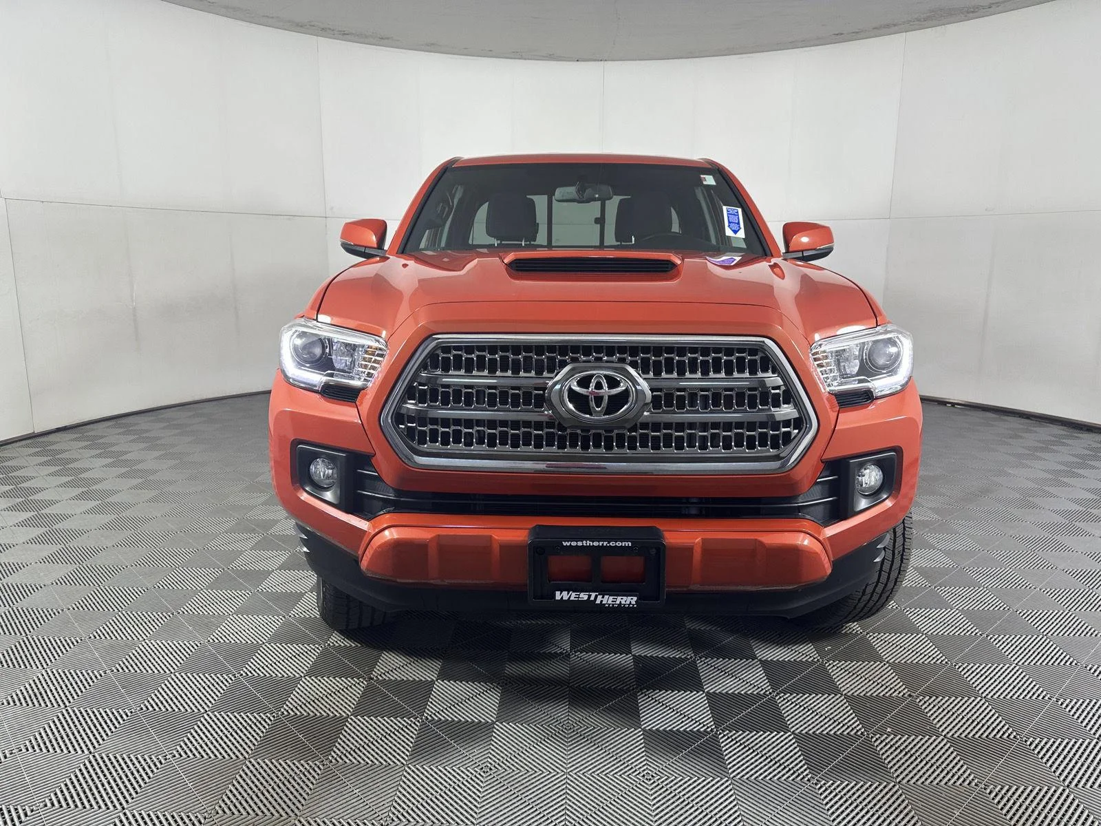 Used 2017 Inferno Toyota  image 7