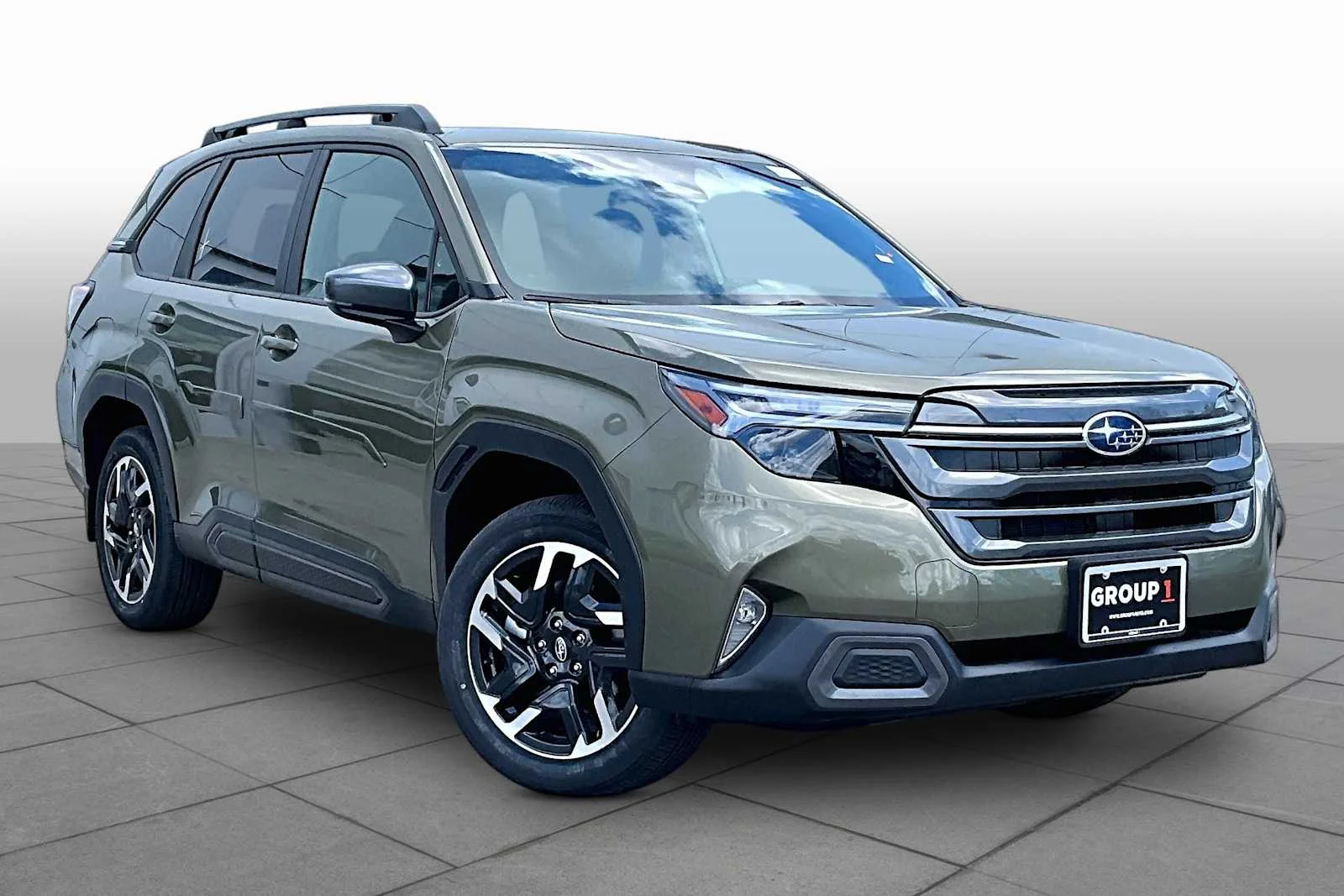 New 2026 Autumn Green Metallic Subaru Limited image 2
