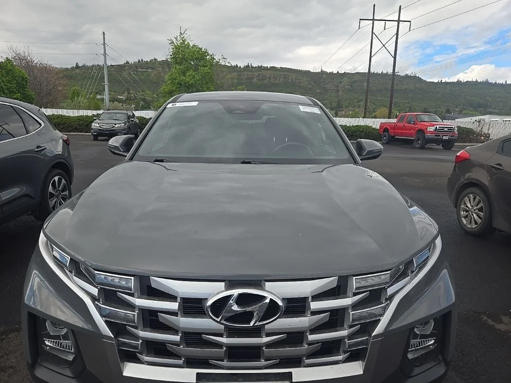 Used 2022 Hampton Gray Hyundai SEL image 8