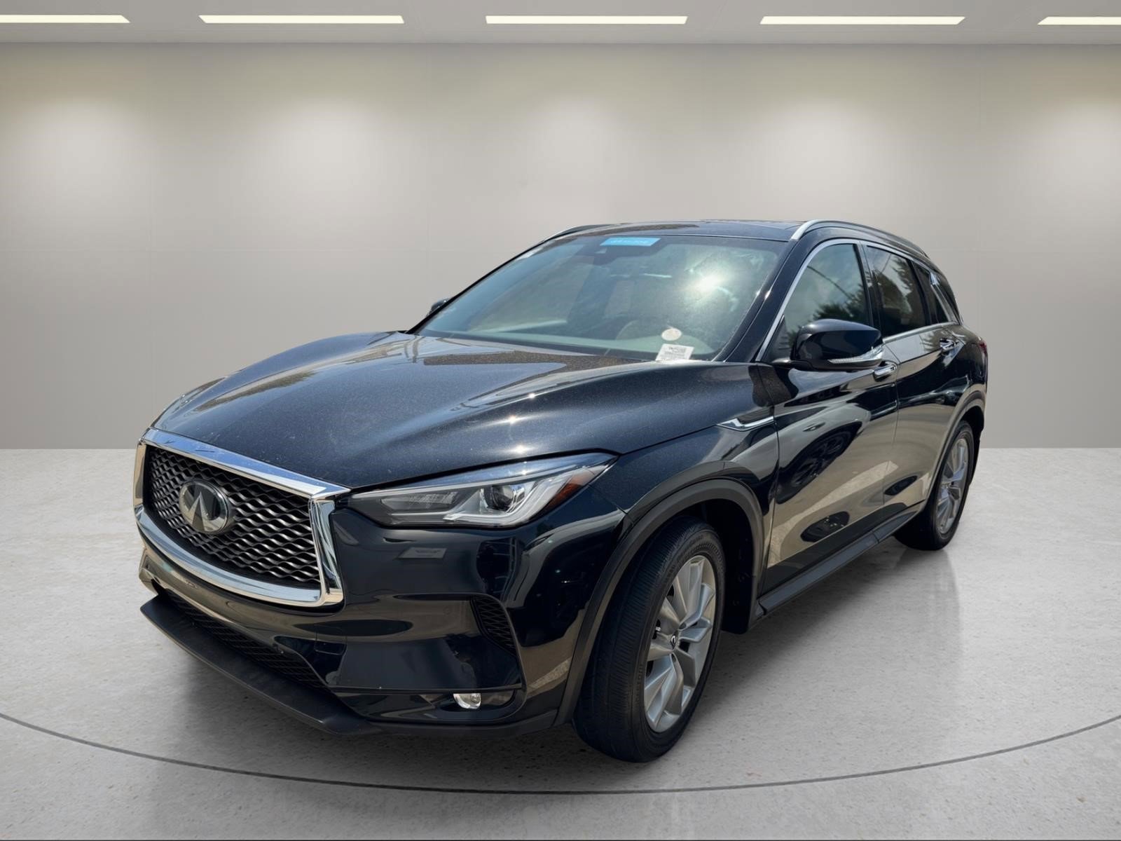 2022 INFINITI QX50 Essential AWD's photo