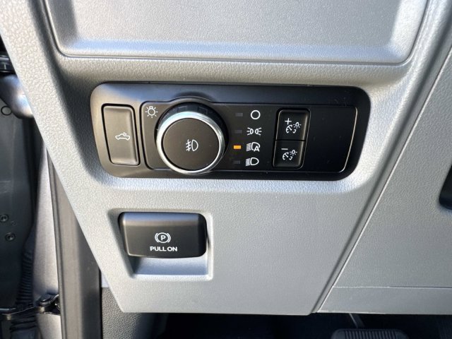 Used 2023 Silver Ford XLT image 46