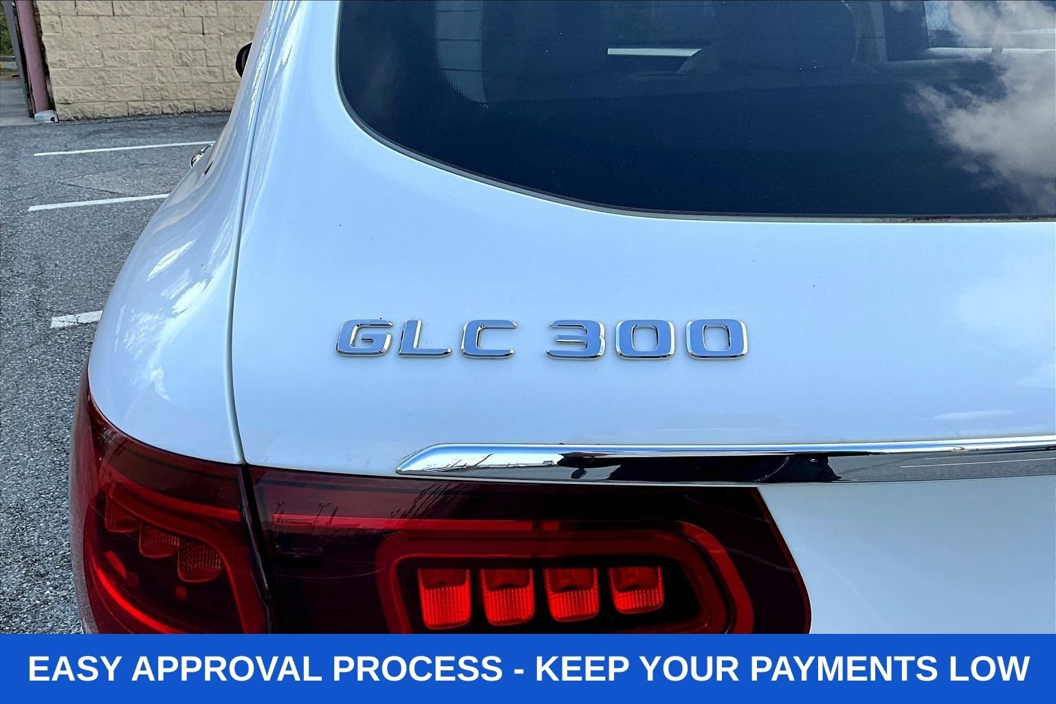Used 2020 White Mercedes-Benz GLC 300 image 26