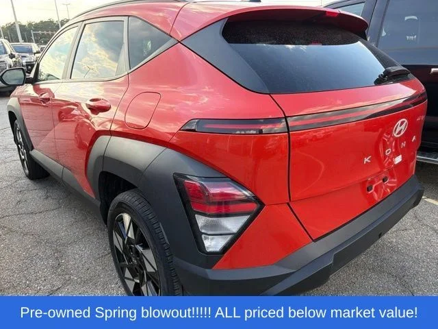 Used 2024 Orange Hyundai SEL image 5