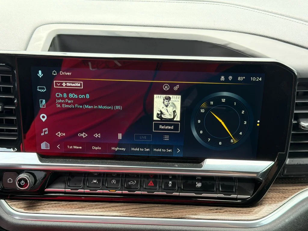 Used 2025 Red Chevrolet RST image 27