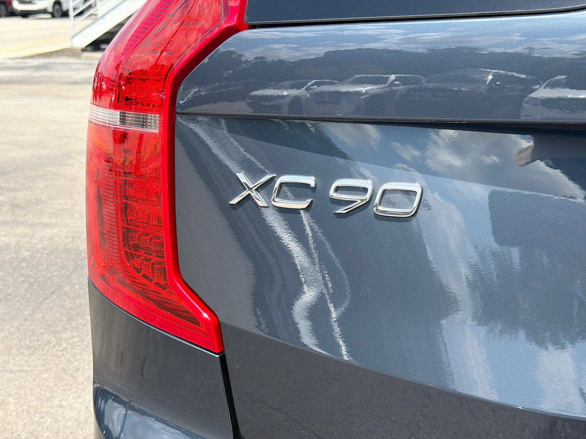 Used 2025 Denim Blue Metallic Volvo Plus image 10