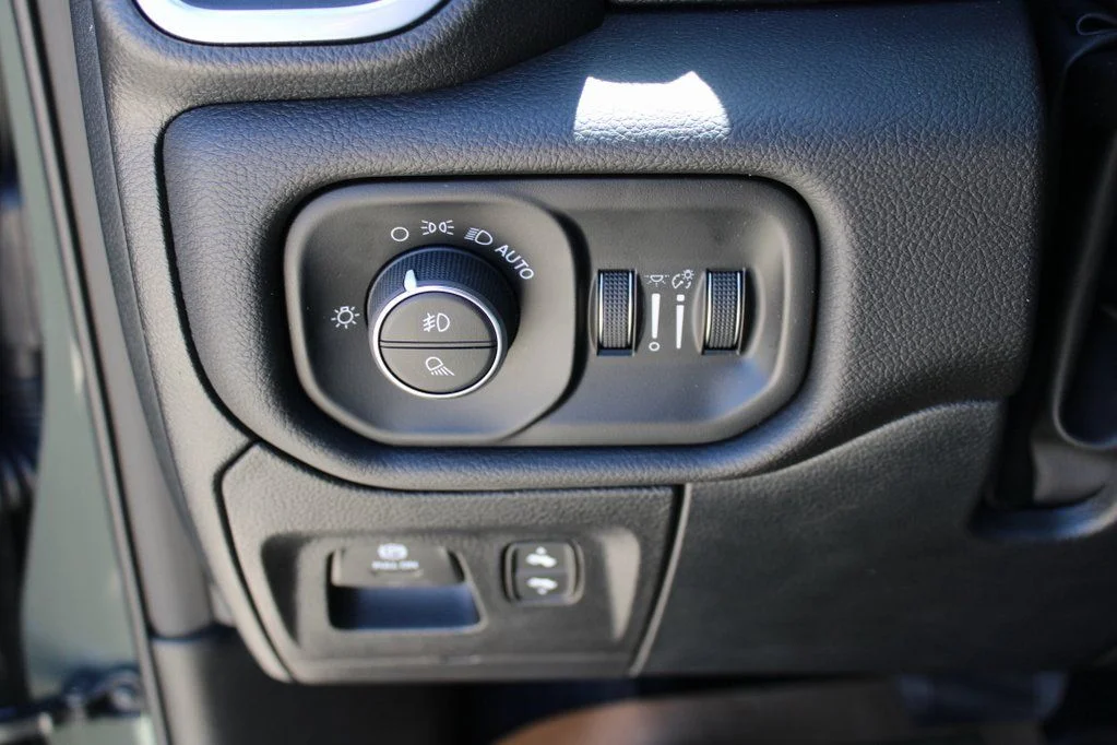2025 RAM 1500 Big Horn/Lone Star - Photo 13