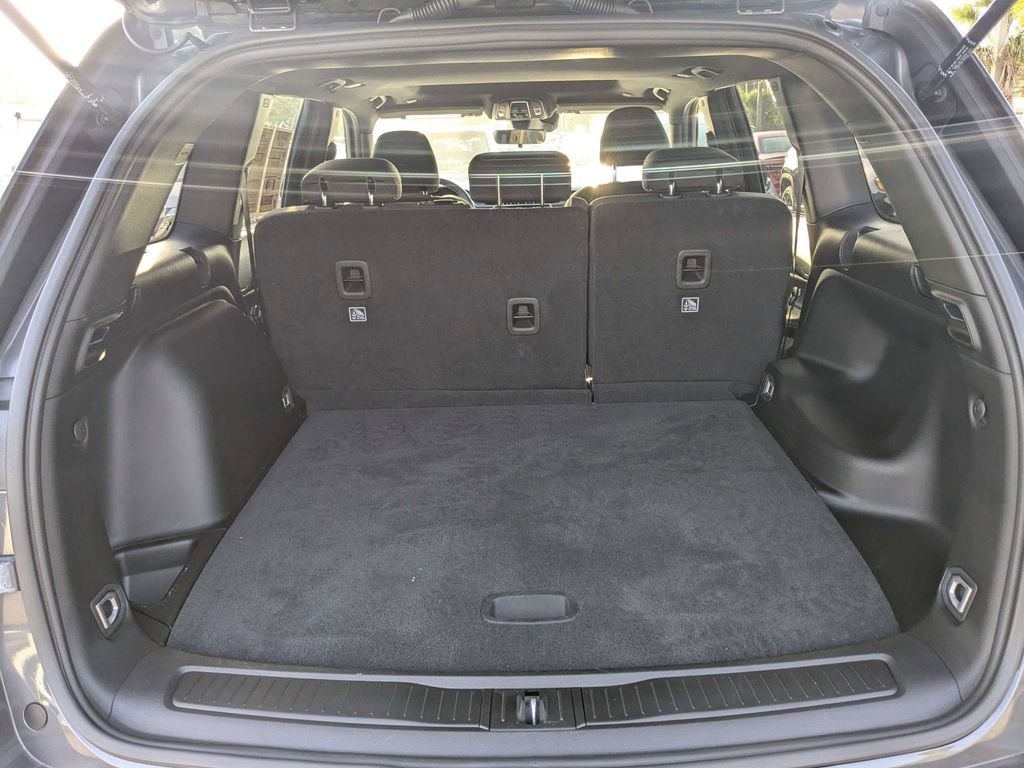 2025 Jeep Grand Cherokee Laredo - Photo 13