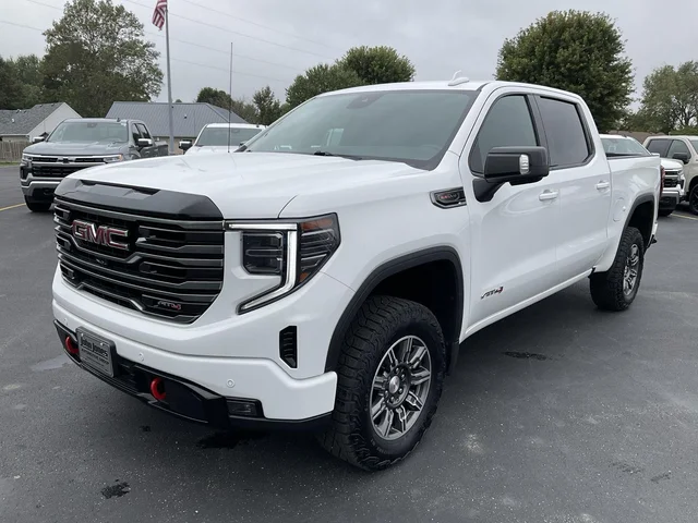 2025 GMC Sierra 1500 AT4