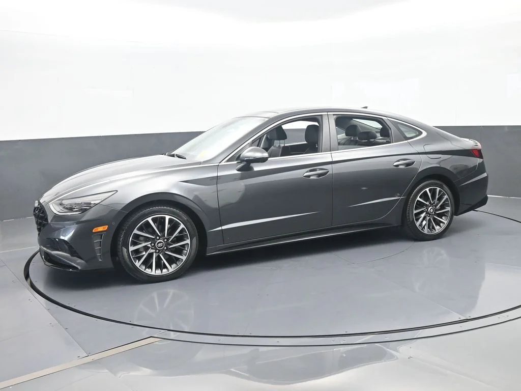 2023 Hyundai Sonata Limited's photo
