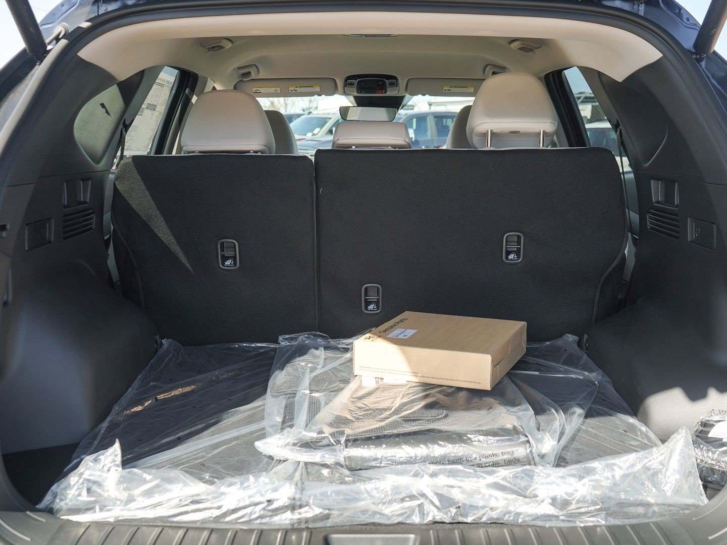 New 2026 Amazon Gray Hyundai SEL AWD image 8