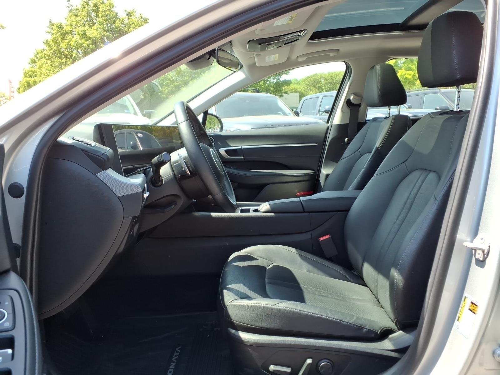 Used 2024 Aero Silver Hyundai Limited image 11