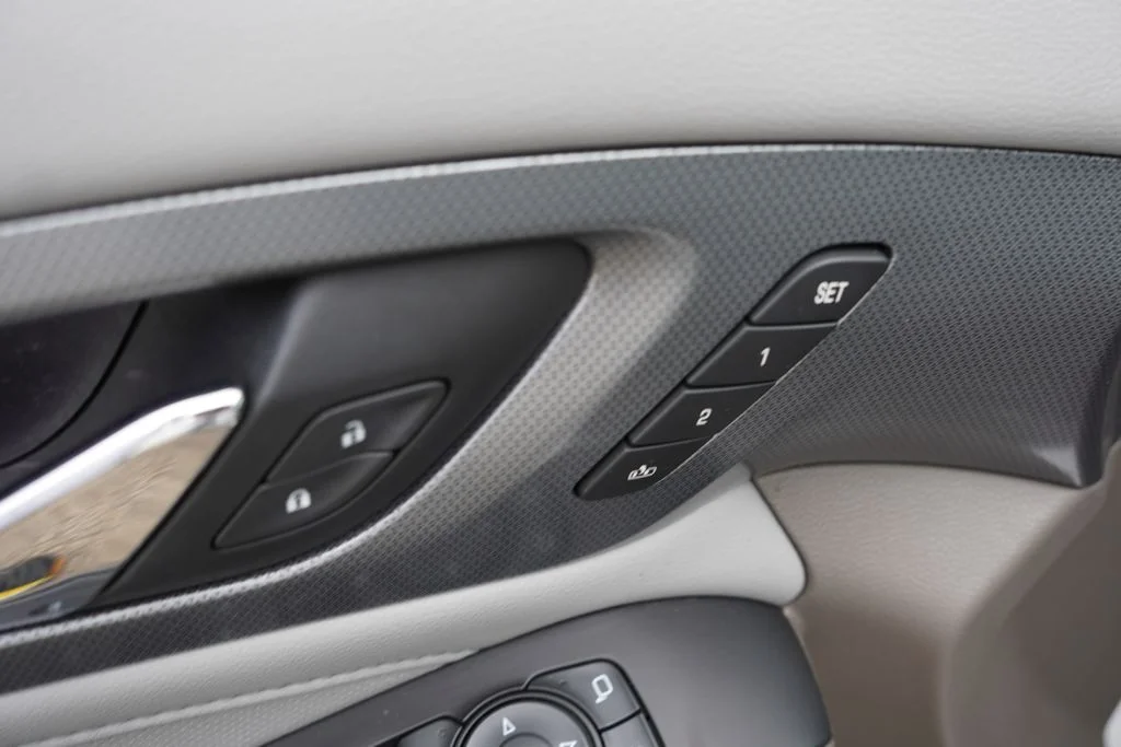 2021 Chevrolet Traverse Premier - Photo 25