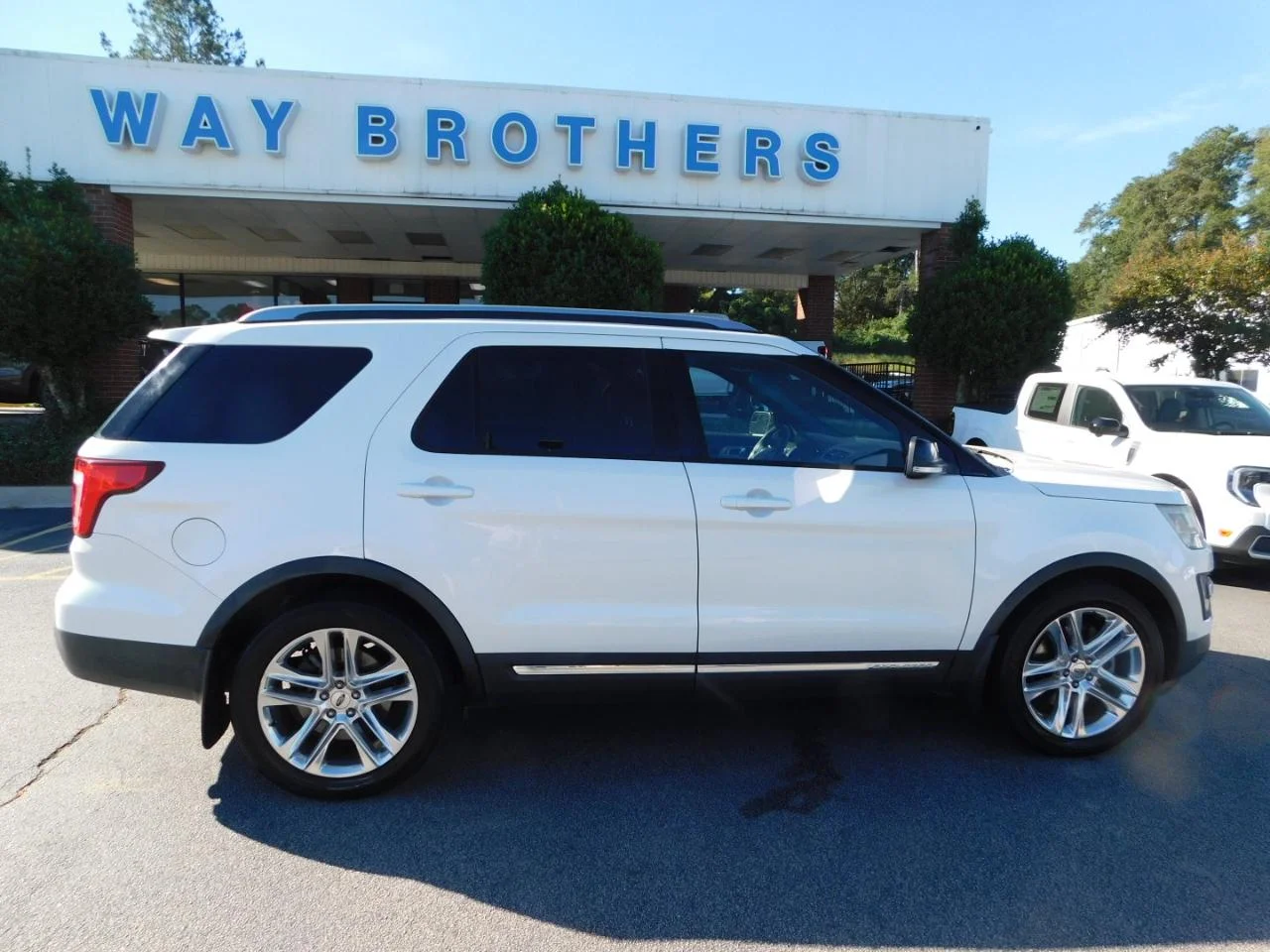 2016 Ford Explorer