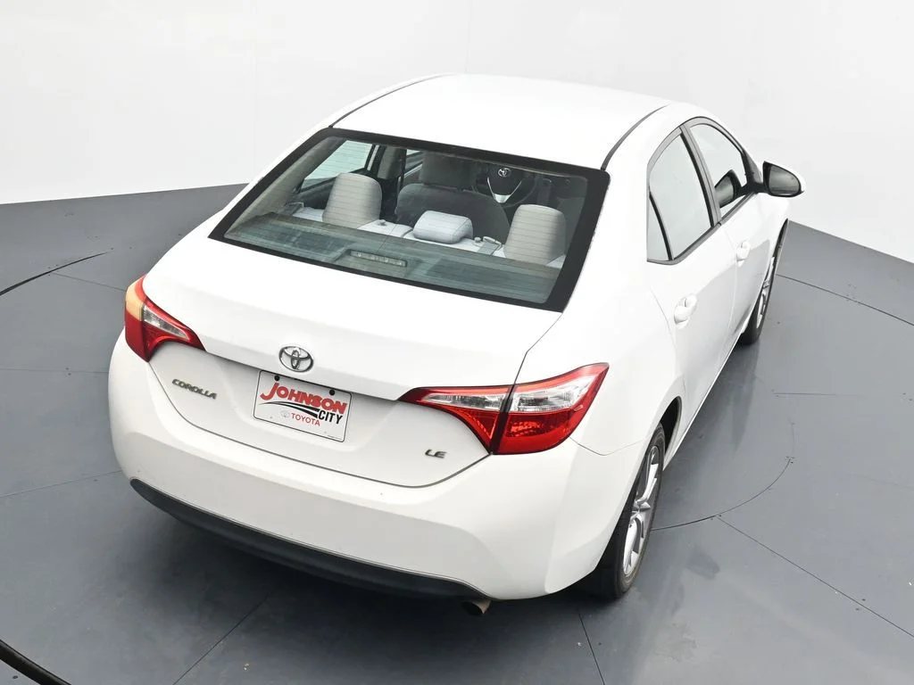 Used 2014 White Toyota LE Plus image 24