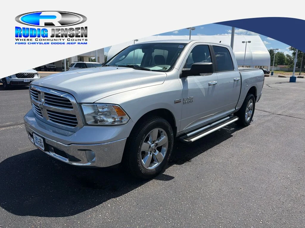 2018 RAM 1500 Big Horn 4x4 Crew Cab 5'7's photo