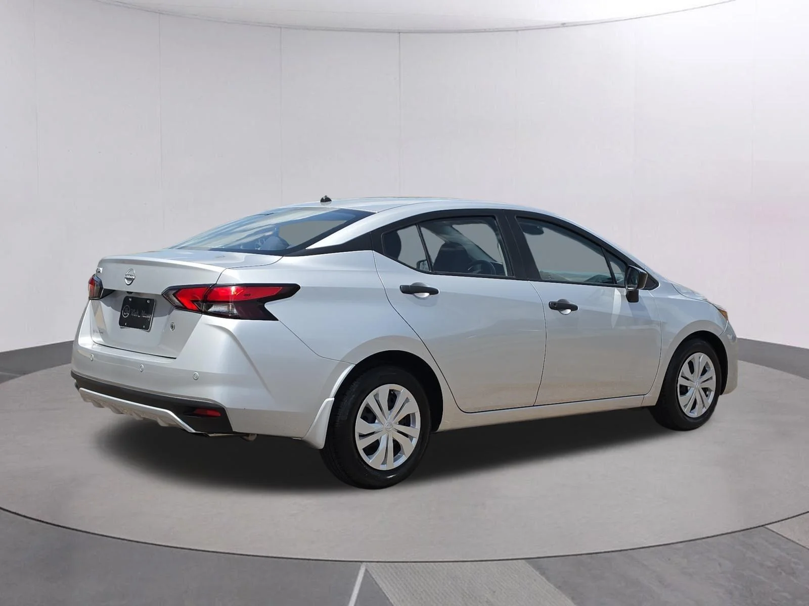 Used 2023 Brilliant Silver Metallic Nissan S image 5