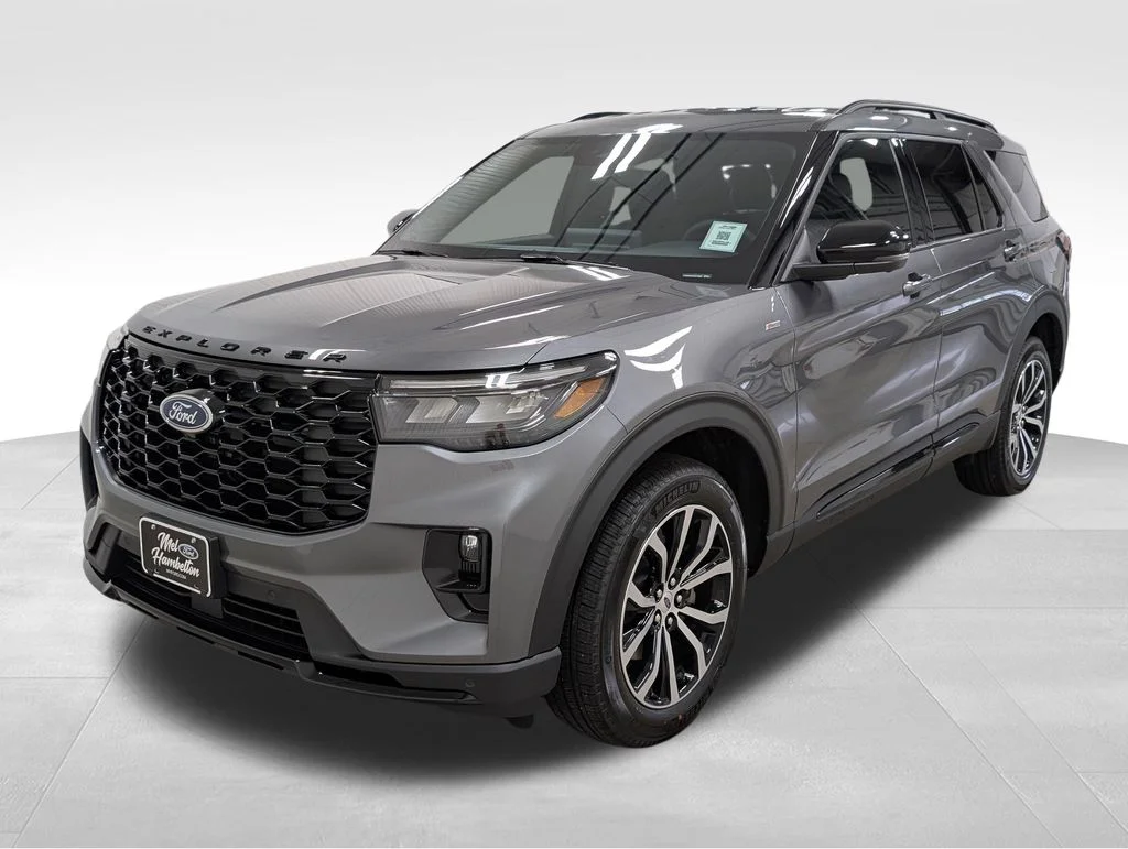 New 2026 Carbonized Gray Metallic Ford ST-Line image 16
