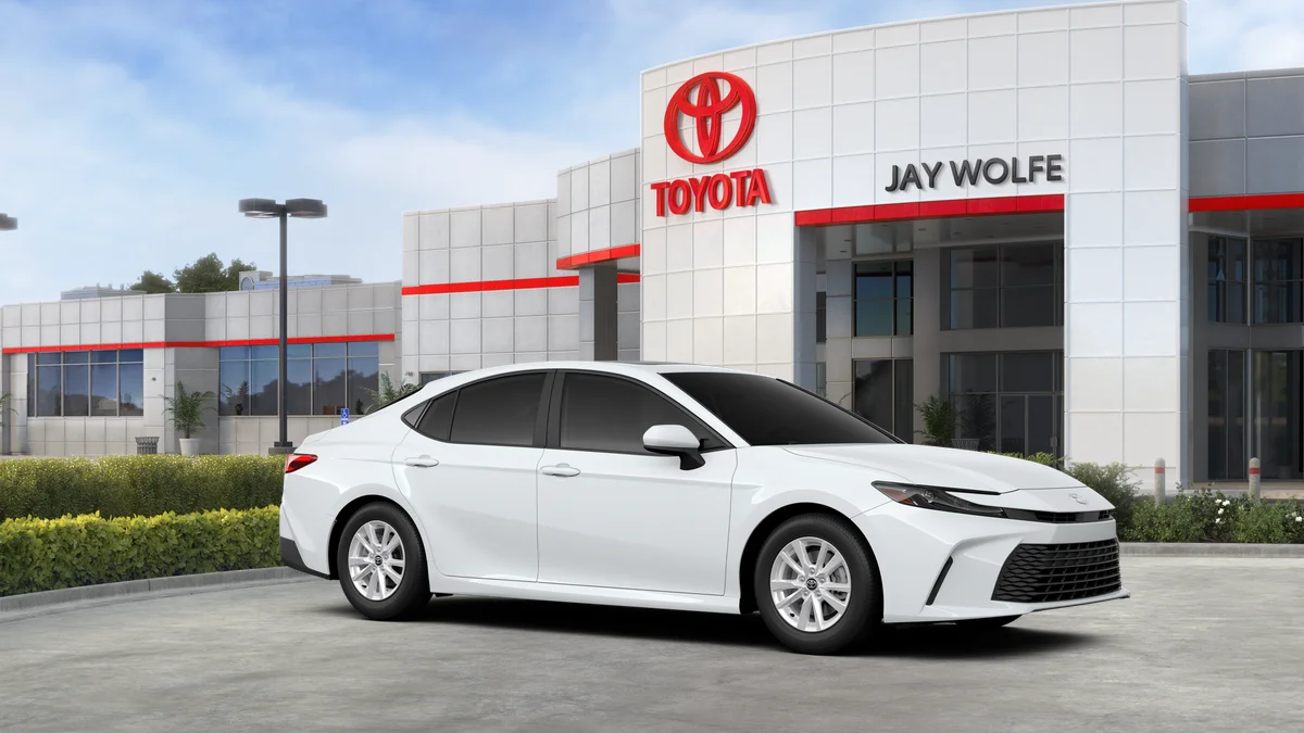 New 2026 Ice Cap Toyota LE image 14