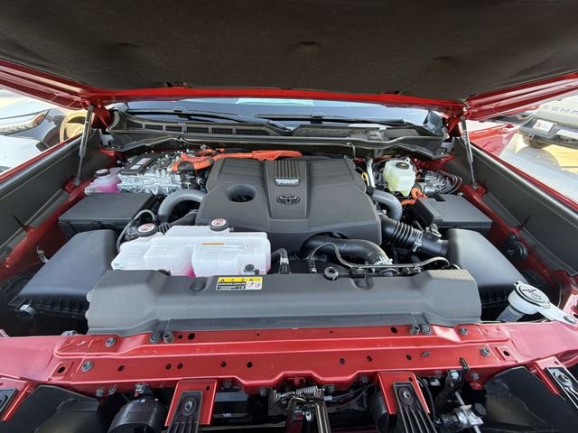 New 2026 Supersonic Red <sup>1</sup> Toyota  Platinum image 34