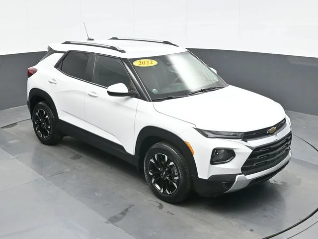 Used 2022 White Chevrolet LT image 14
