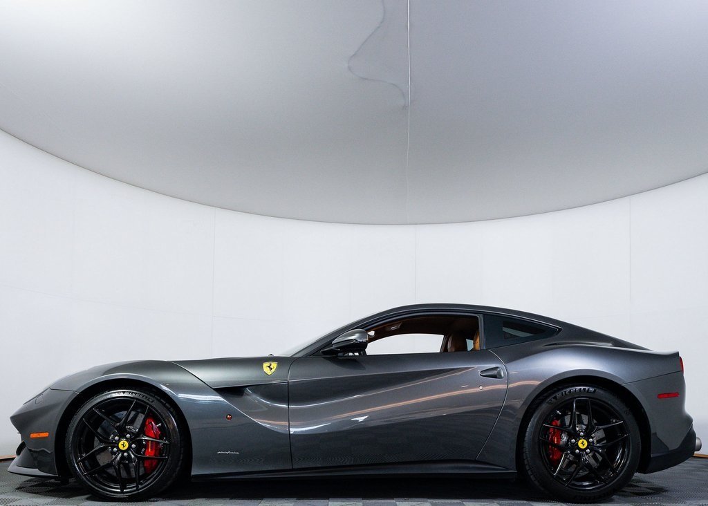 2014 Ferrari F12 Berlinetta F12 photo 4