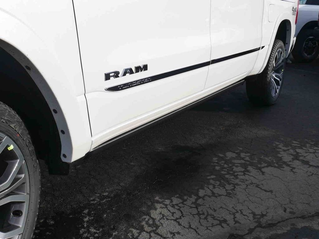 New 2026 Ivory White Tri-Coat Pearl-Coat Exterior Paint RAM  image 16