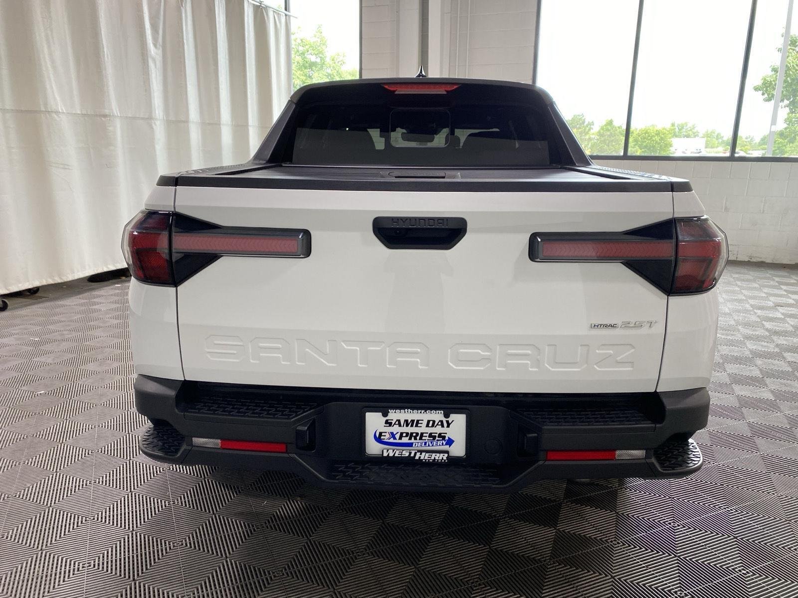 Used 2022 Ice White Hyundai SEL Premium image 6