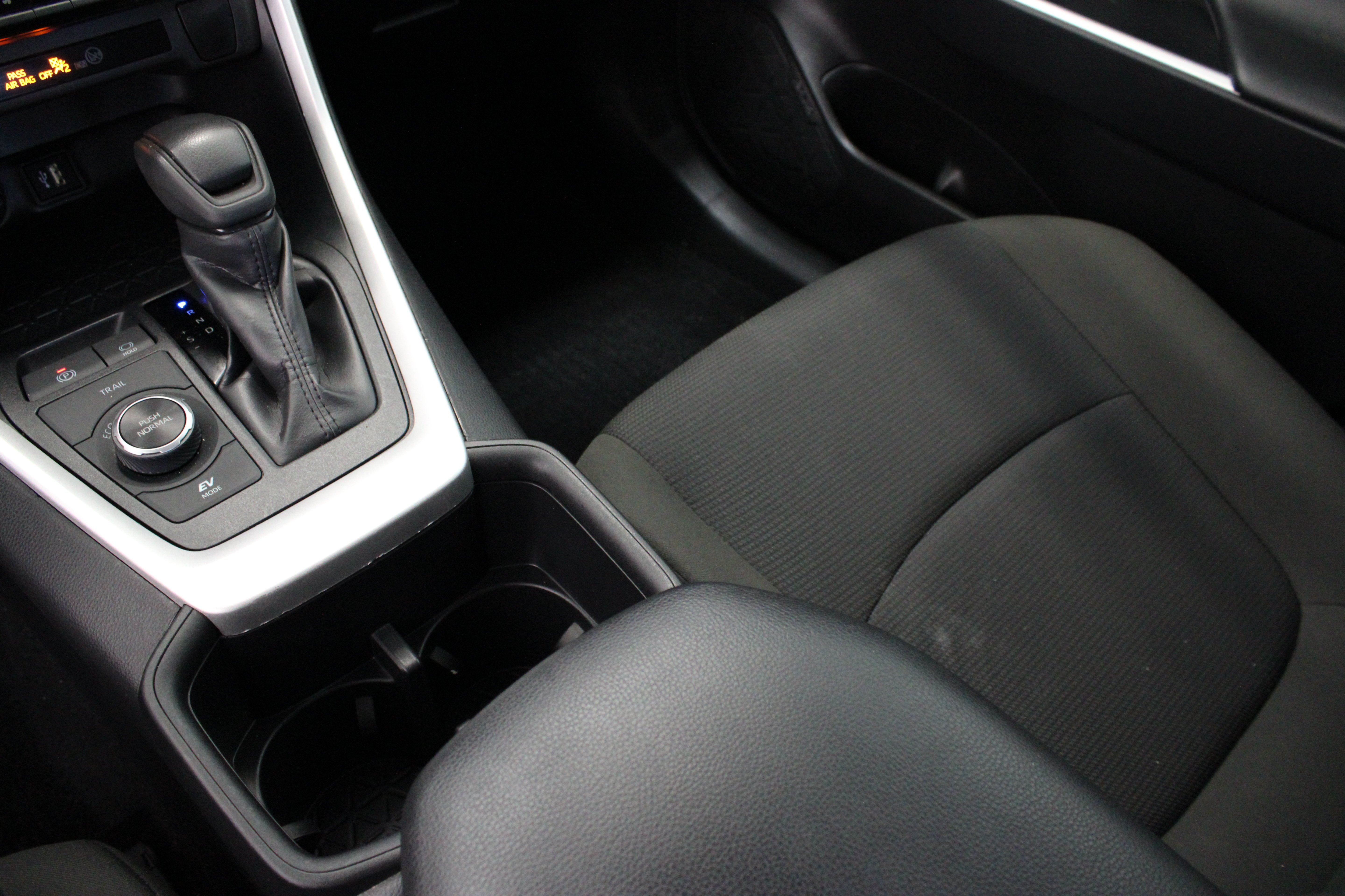 Used 2025 Gray Toyota Hybrid LE image 16