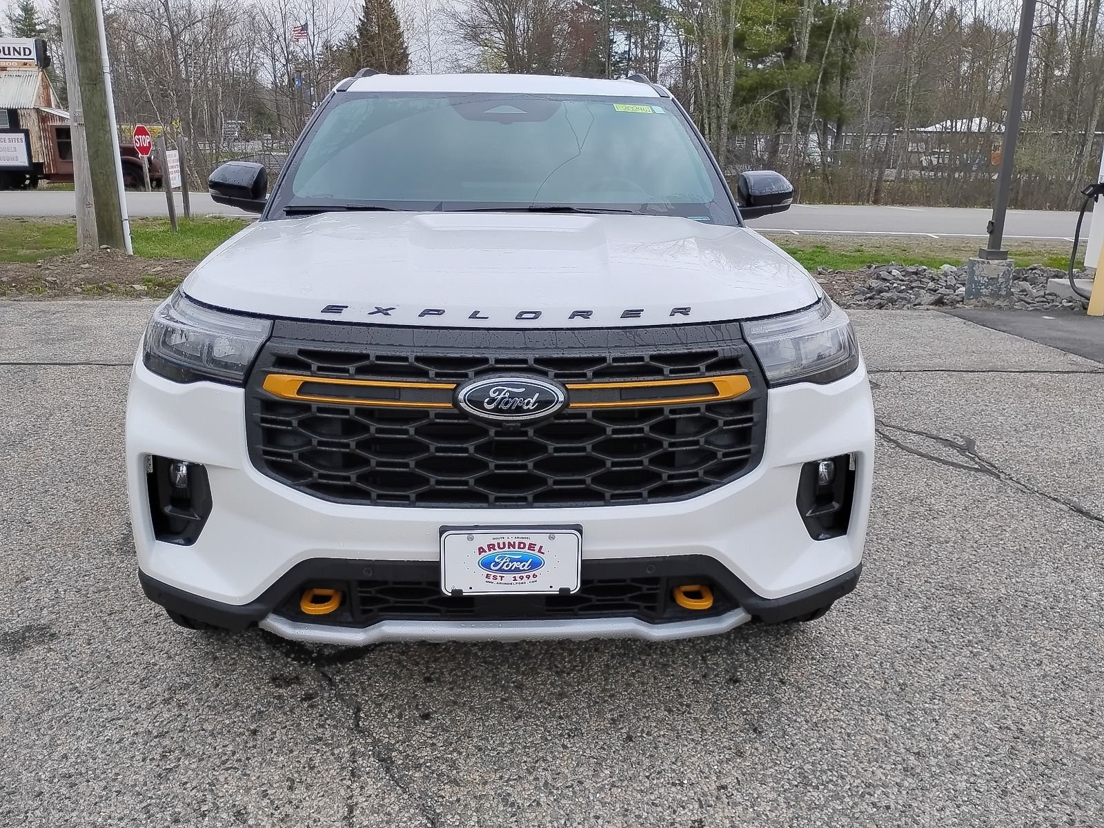 New 2026 Star White Metallic Tri-Coat Ford Tremor® image 2