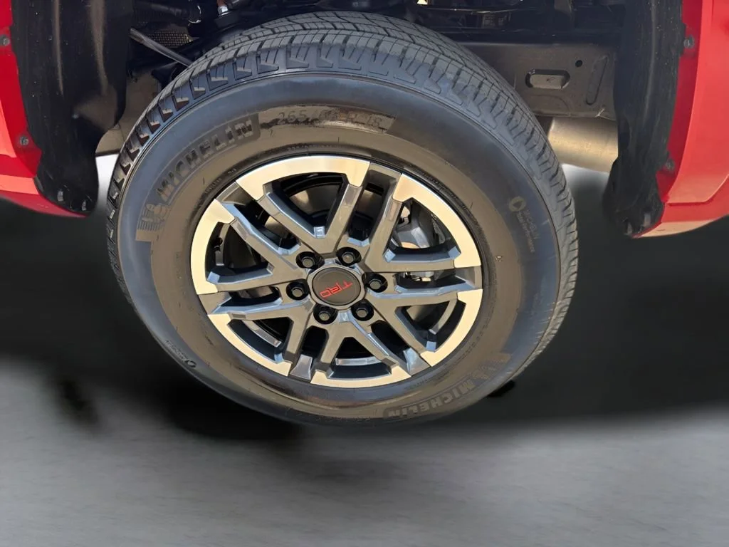 Used 2025  Toyota SR image 31