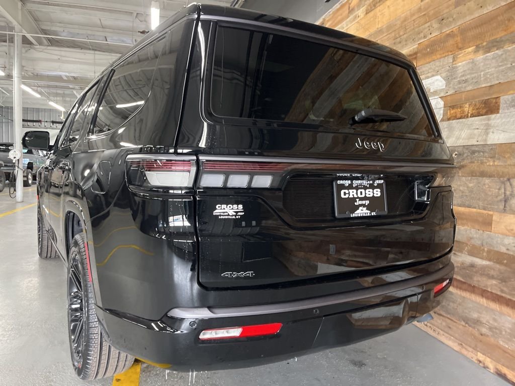 New 2026 High Gloss Black Exterior Paint Jeep Limited Reserve image 23